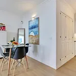 Apartment Studio, Pools, Terrace, Air Con, Fiber *