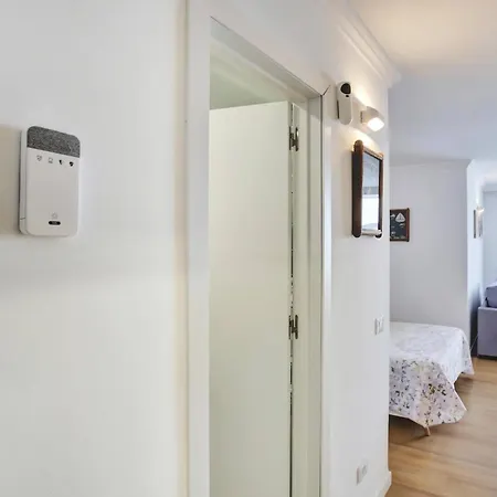 Apartment Studio, Pools, Terrace, Air Con, Fiber