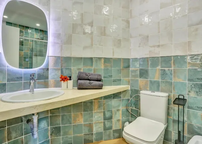 Studio, Pools, Terrace, Air Con, Fiber *