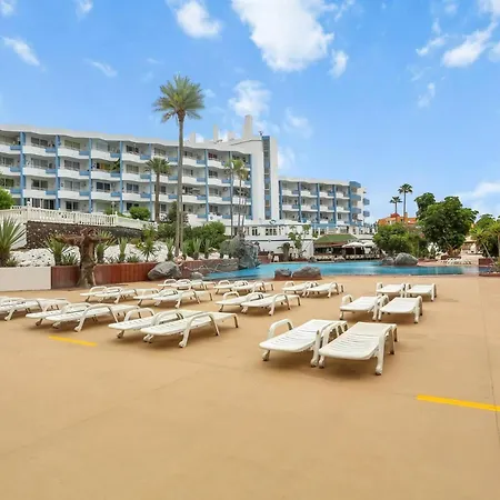 Studio, Pools, Terrace, Air Con, Fiber