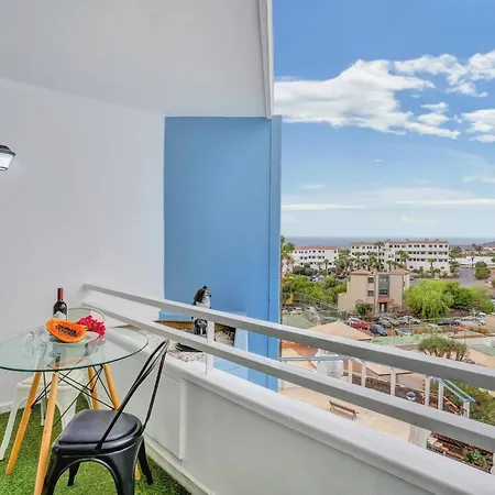 Studio, Pools, Terrace, Air Con, Fiber Apartment *