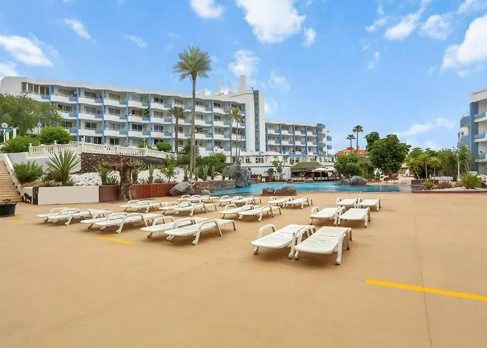 Studio, Pools, Terrace, Air Con, Fiber