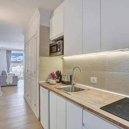 Apartament Studio, Pools, Terrace, Air Con, Fiber