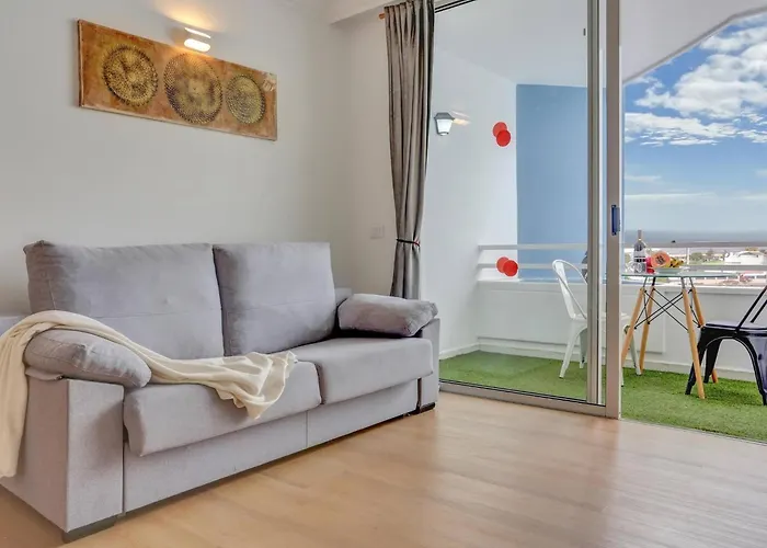 Studio, Pools, Terrace, Air Con, Fiber