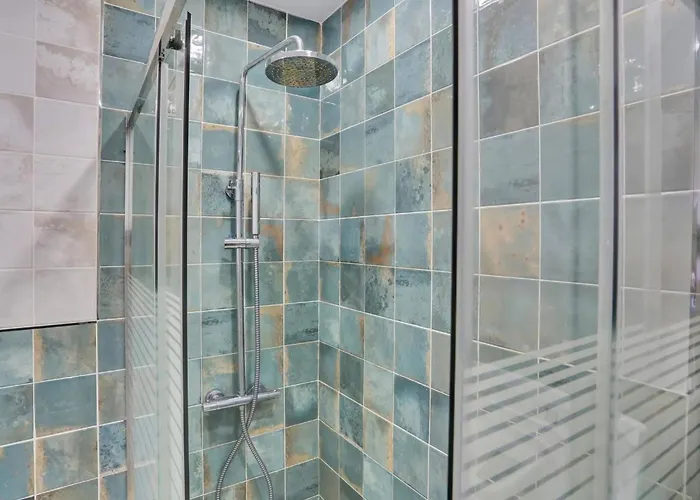 Studio, Pools, Terrace, Air Con, Fiber